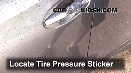 2014 Nissan Rogue SL 2.5L 4 Cyl. Tires & Wheels Check Tire Pressure